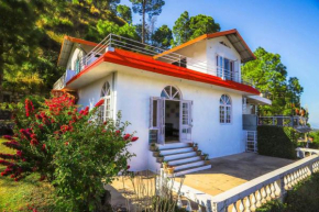 Misty Mountains Cottage - In the Lap of Nature!